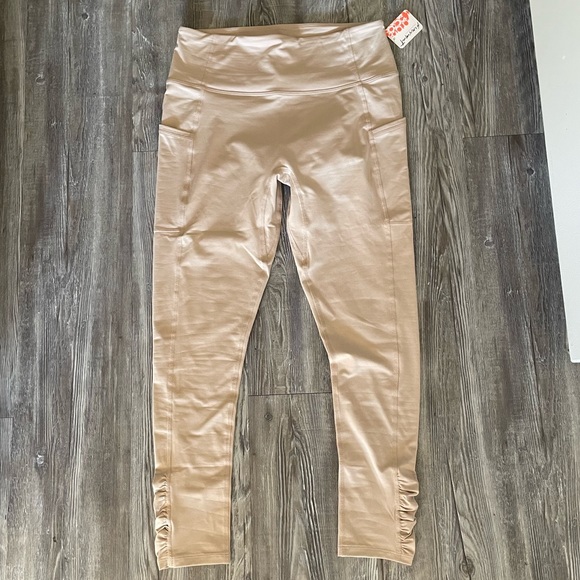 FREE PEOPLE OUT OF YOUR LEAGUE CLAY LEGGINGS - Picture 3 of 8